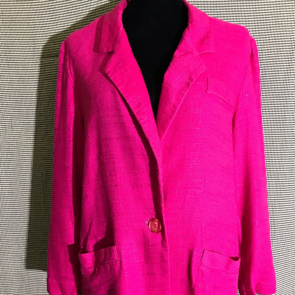 Must have hot pink blazer!